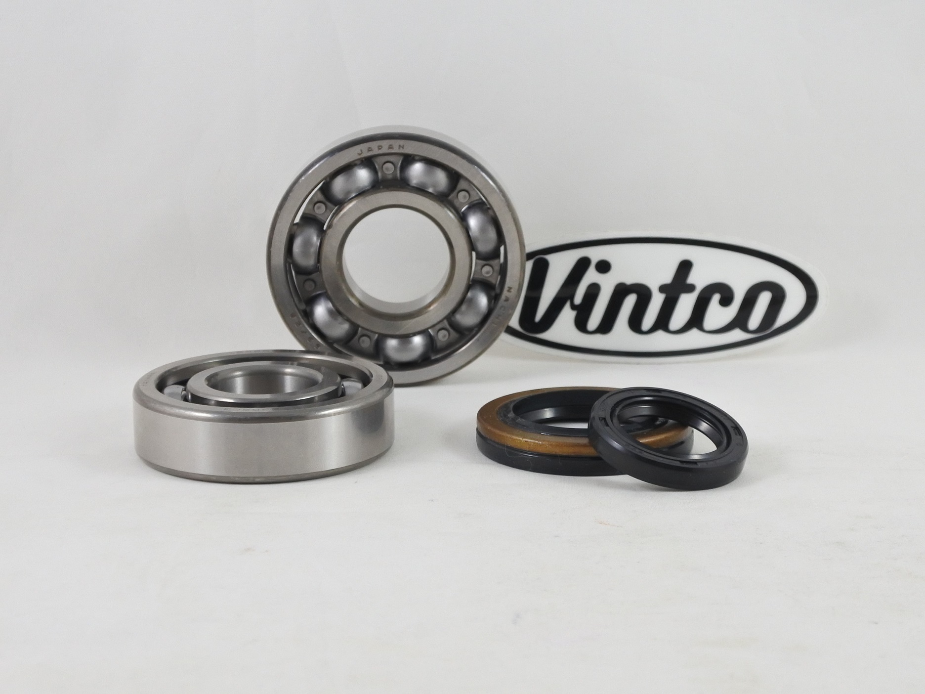 MAIN BEARING AND SEAL KIT 89-94 SUZUKI RMX 250 VINTCO KMB044 image 1