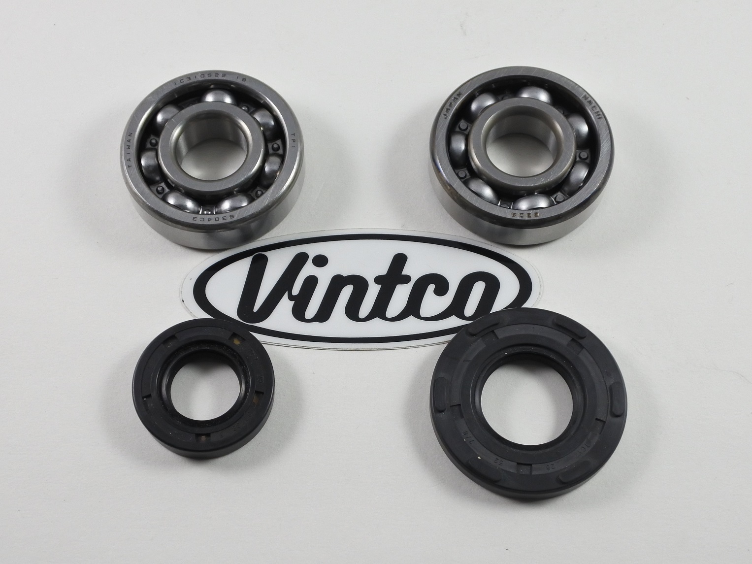 MAIN BEARING AND SEAL KIT 72-77 SUZUKI RV 90 VINTCO KMB049 image 1