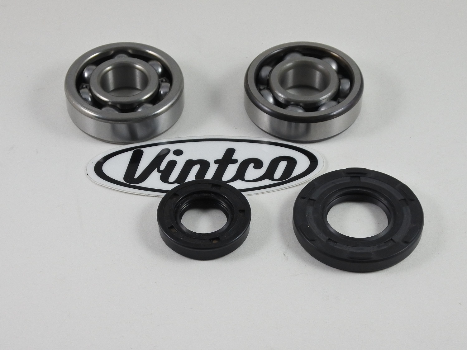 MAIN BEARING AND SEAL KIT 72-77 SUZUKI RV 90 VINTCO KMB049 thumbnail 4