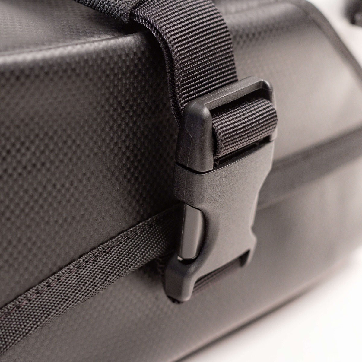 Diablo Tank Bag 6L - Black - Giant Loop DTB21-B thumbnail 5