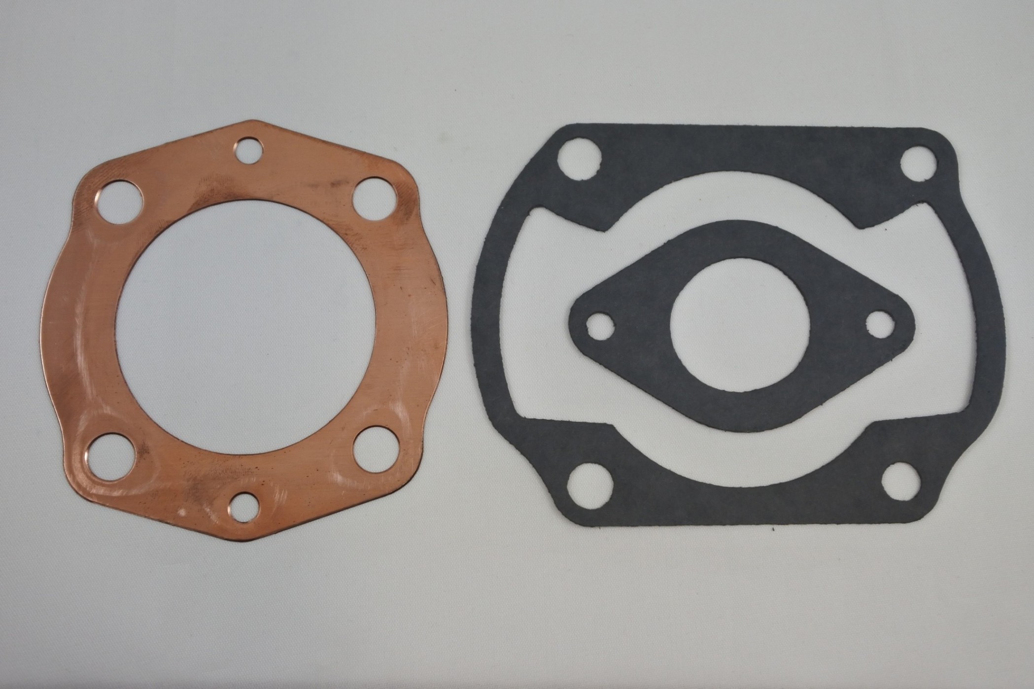 TOP END GASKET KIT 76-78 HONDA CR 125 BORES 56mm-58mm VINTCO KTE004 image 1