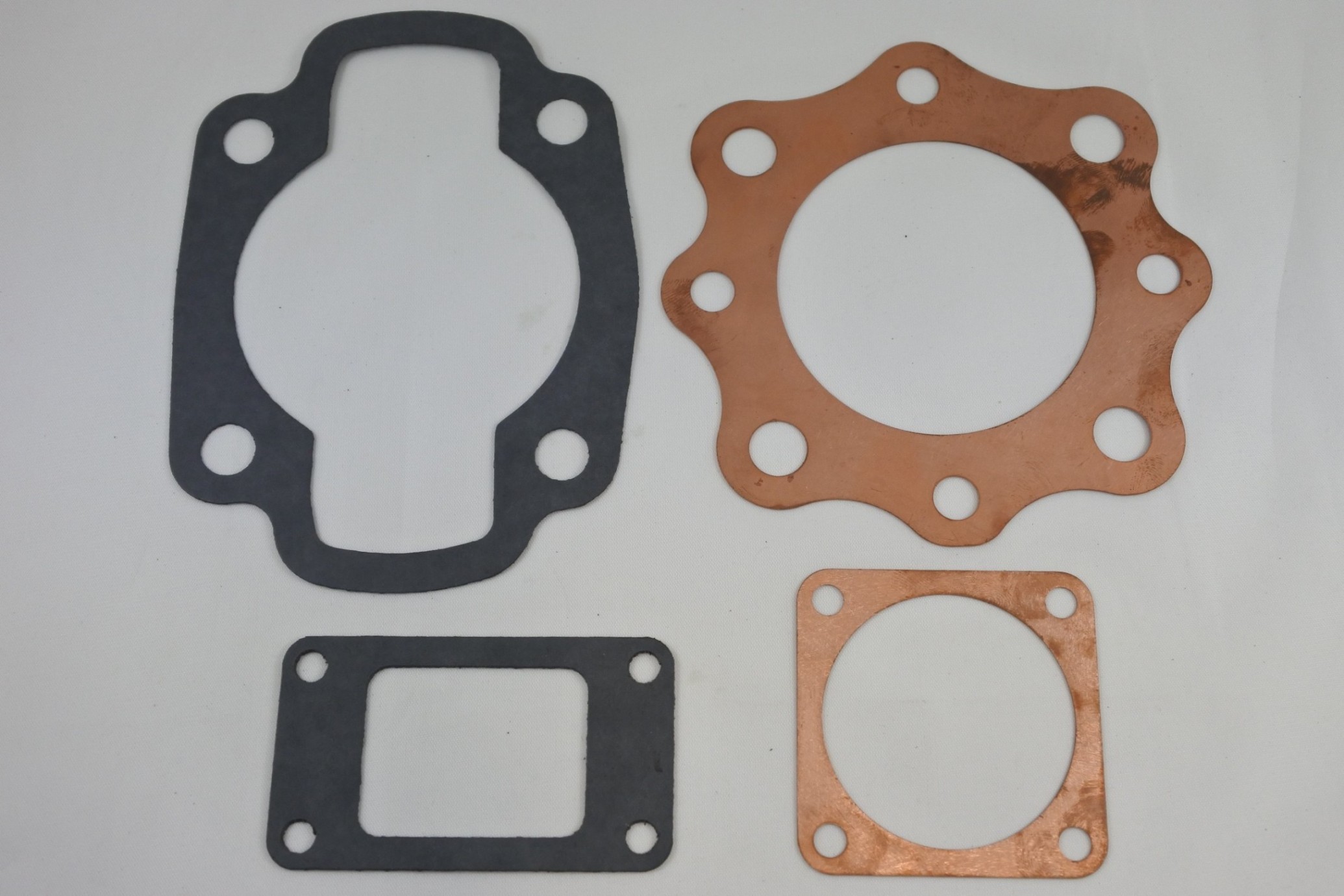 TOP END GASKET KIT 73-74 HONDA CR 250 BORES 70mm-72mm VINTCO KTE008 thumbnail 3