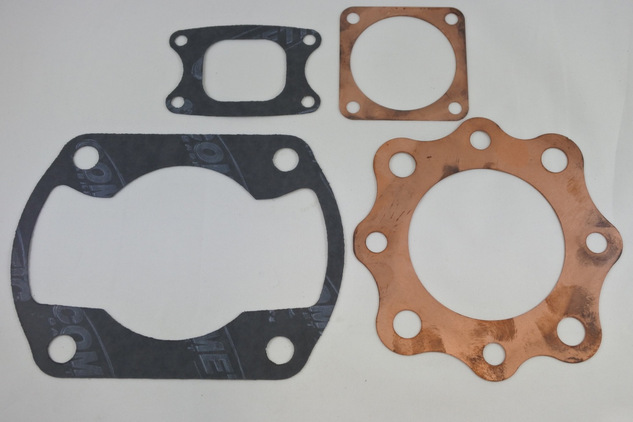 TOP END GASKET KIT 75-76 HONDA CR 250 70mm-72mm BORE VINTCO KTE009 thumbnail 2