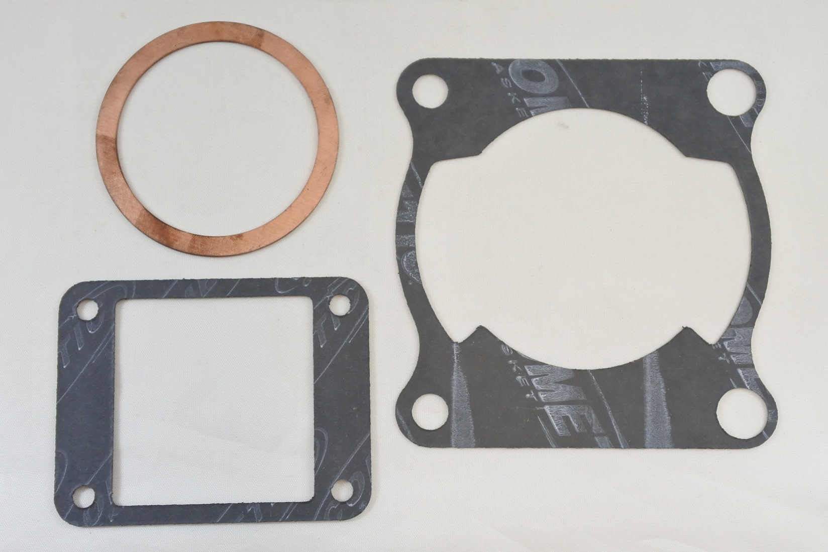 TOP END GASKET KIT 79-79 YAMAHA YZ 125 BORES 56mm-58.5mm VINTCO KTE034 thumbnail 2
