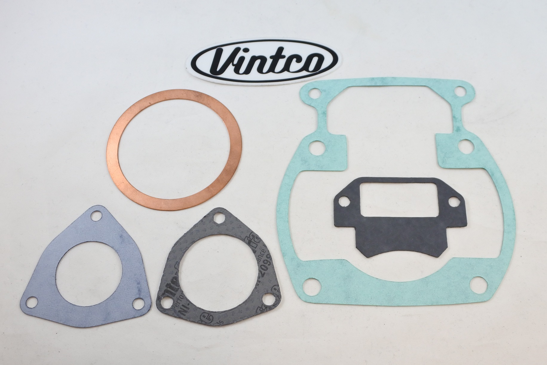 TOP END GASKET KIT 77-79 SUZUKI RM PE 250 BORE 67mm-68.5mm VINTCO KTE070 image 1