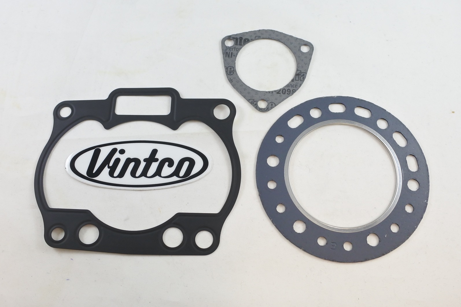 TOP END GASKET KIT 82-85 SUZUKI RM 250 BORES 70mm-71.8mm VINTCO KTE077 thumbnail 2