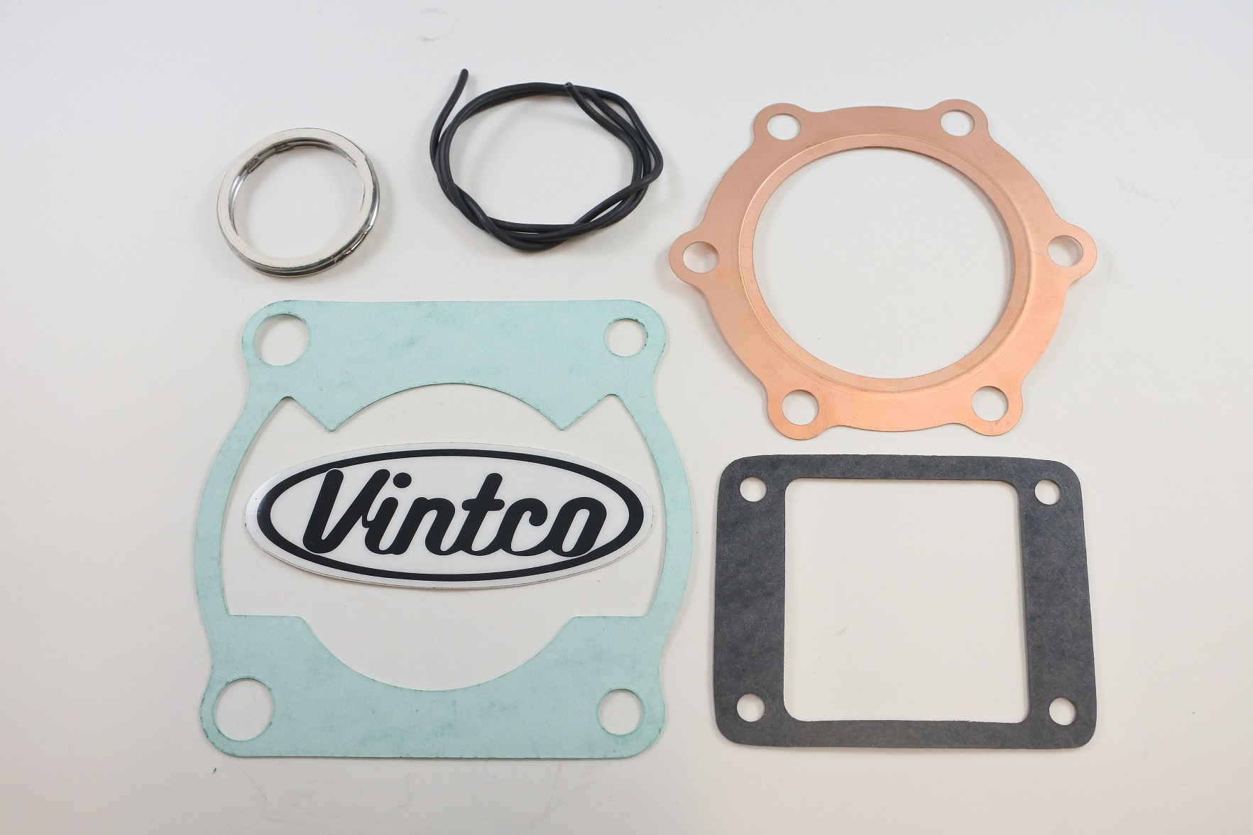 TOP END GASKET KIT 77-79 YAMAHA IT 175 67.2mm VINTCO KTE133 image 1