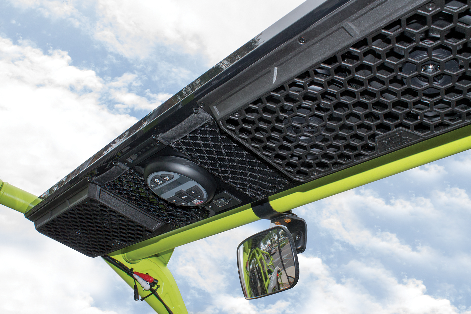 46 EXTENDABLE UTV SOUND BAR SPEAKER SYSTEM, AM/FM, BLUETOOTH, AUX, USB thumbnail 3