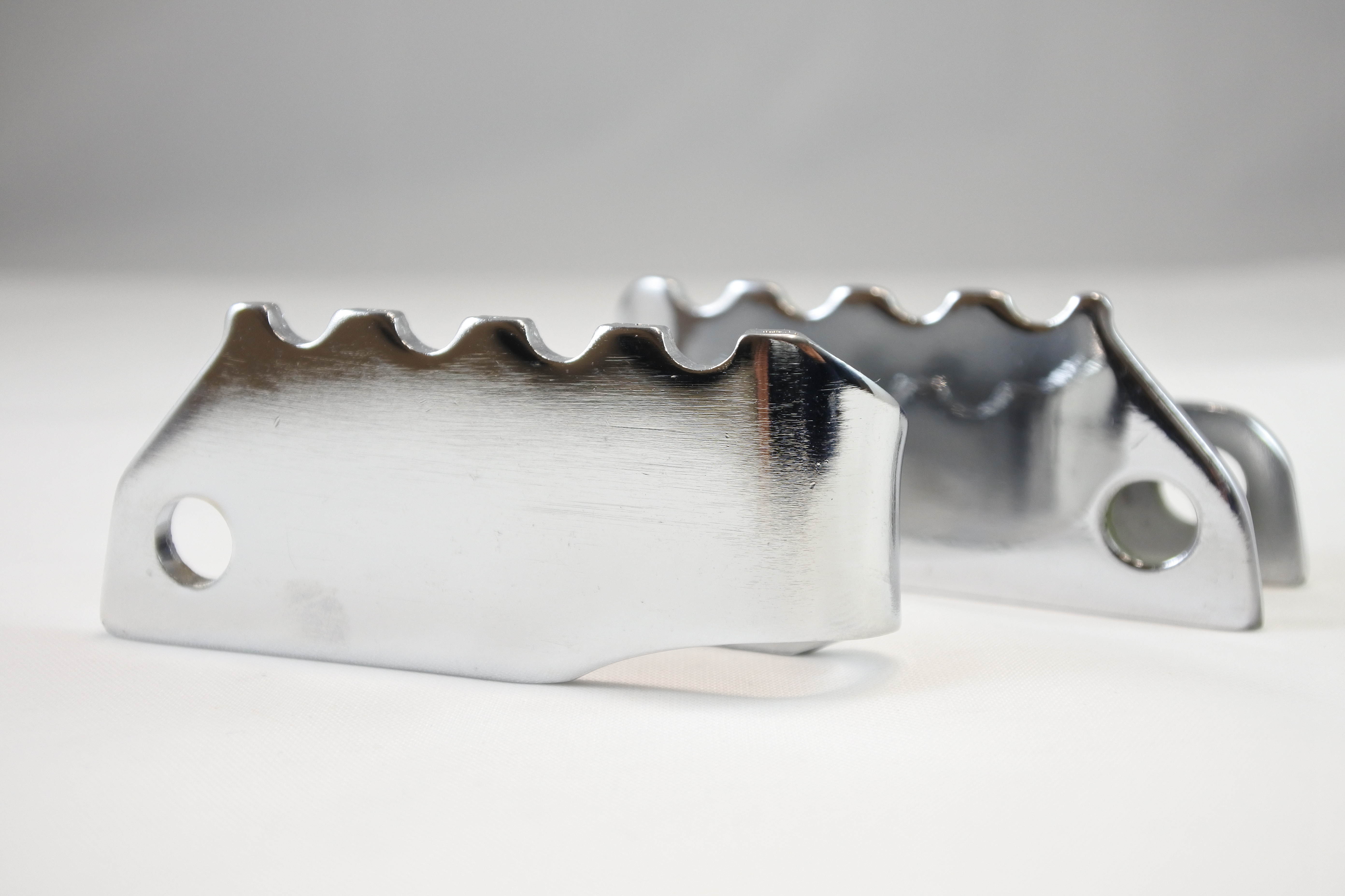 FOOT PEG SET 70-75 OSSA PIONEER STILETTO TT SDR MAR EXPLORER 175 250 VINTCO OW-112-400 image 1