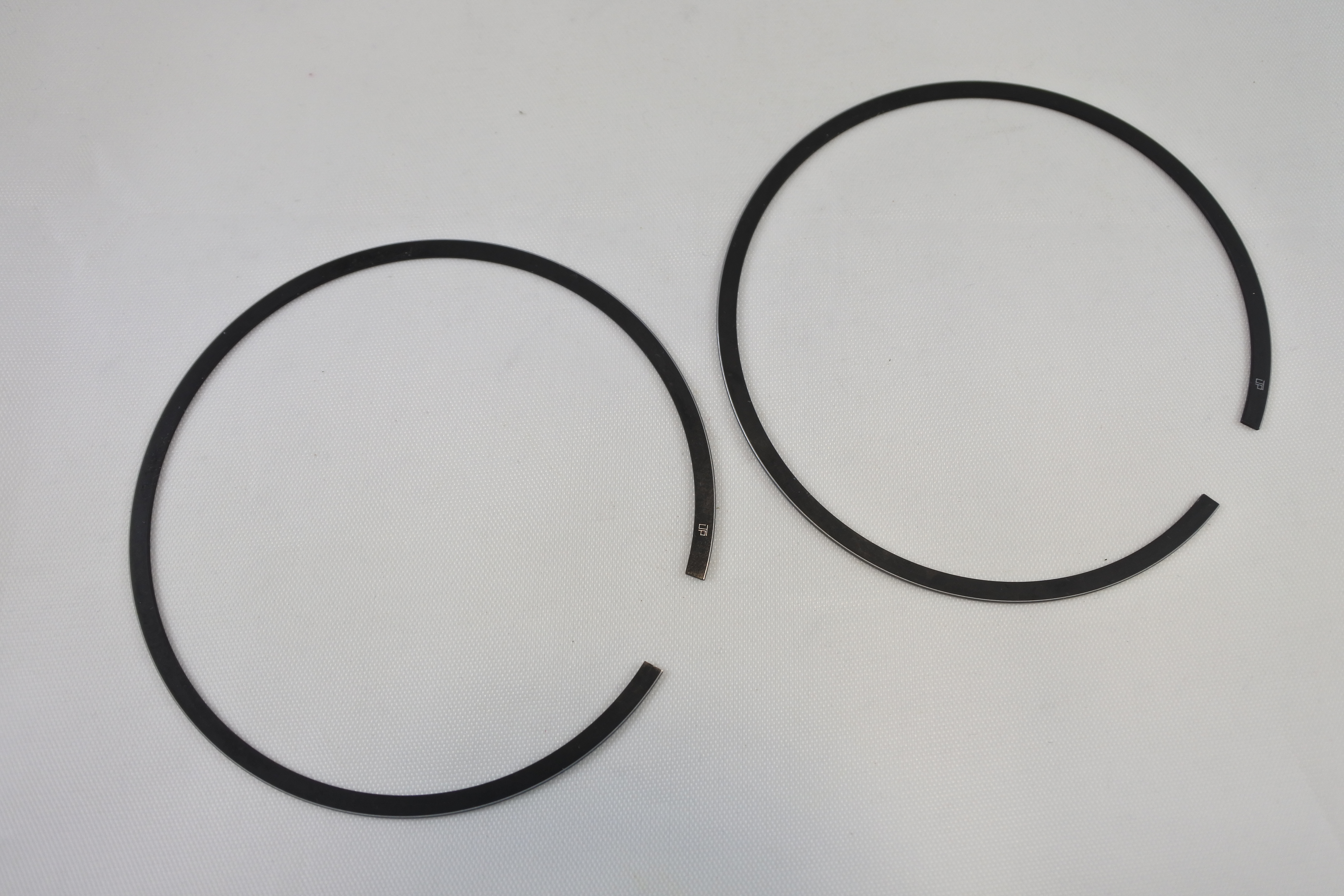 PISTON RING SET 70-78 OSSA ALL MODELS 250 STANDARD VINTCO OW-118-054S-00 image 1