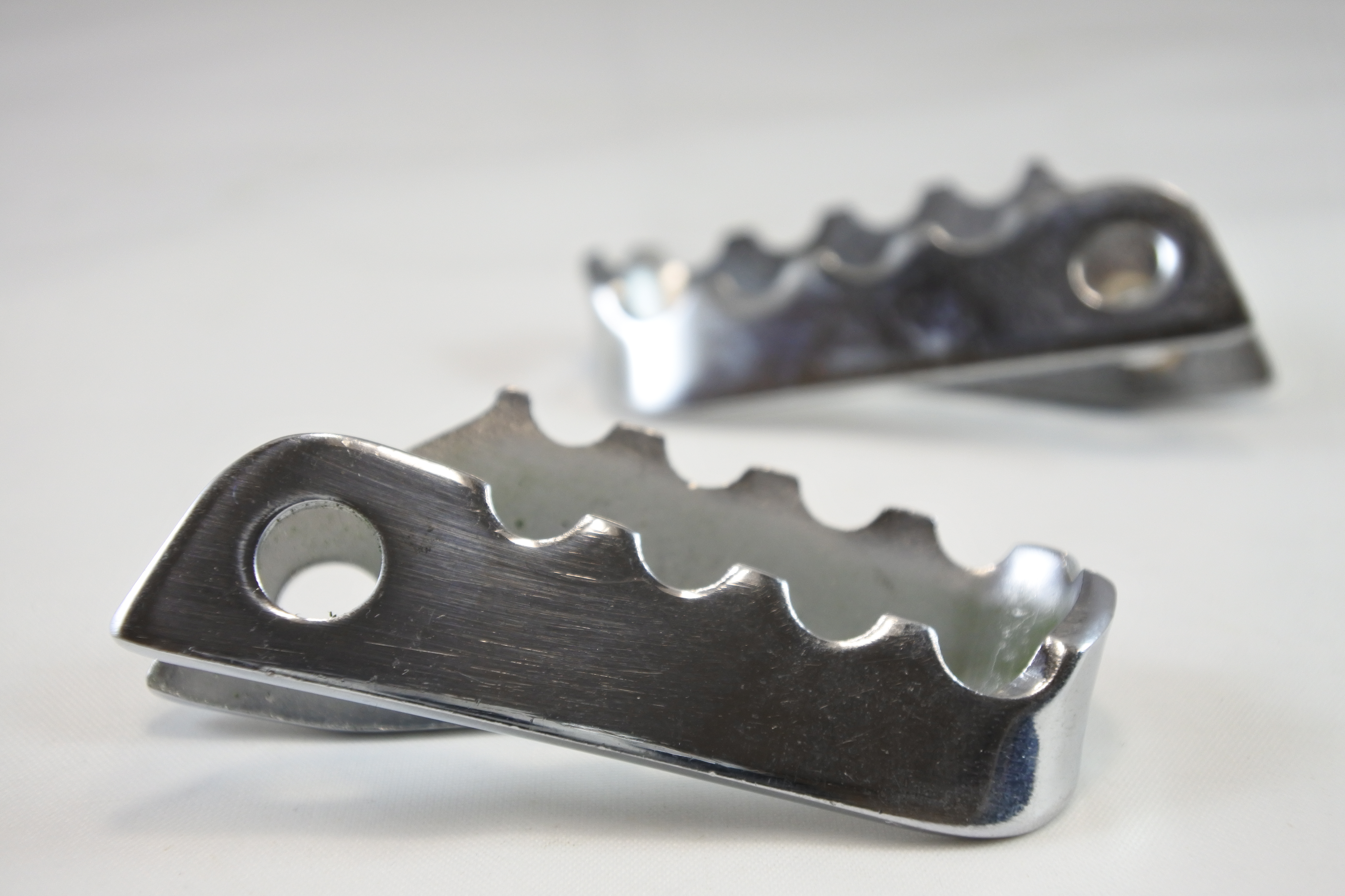 FOOT PEG SET 74-78 OSSA PHANTOM MAR SUPER PIONEER EXPLORER ISDT VINTCO OW-123-400 thumbnail 5