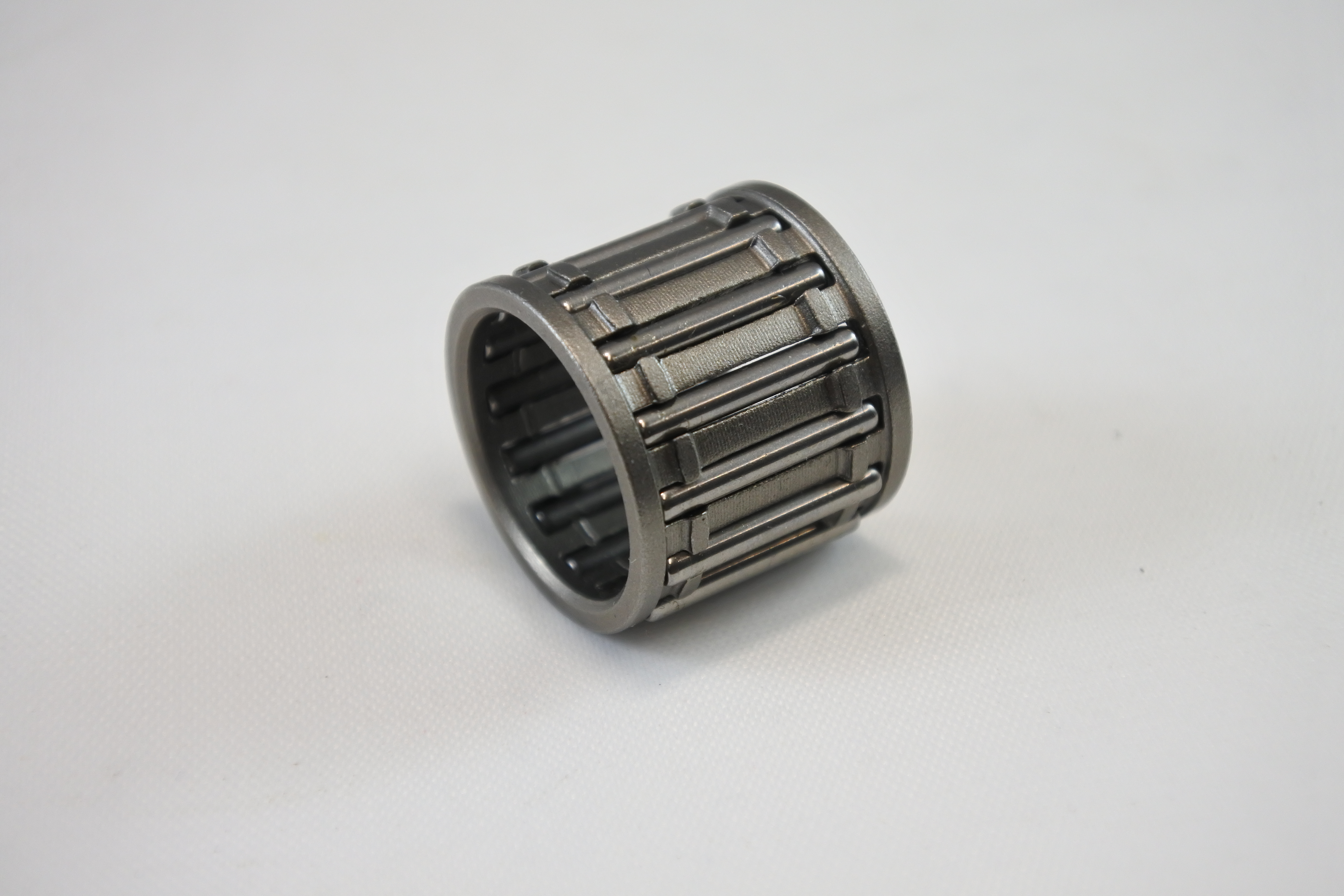 WRIST PIN BEARING 70-78 OSSA 125 175 250 350 16X20X17.5 VINTCO OW-991-105M