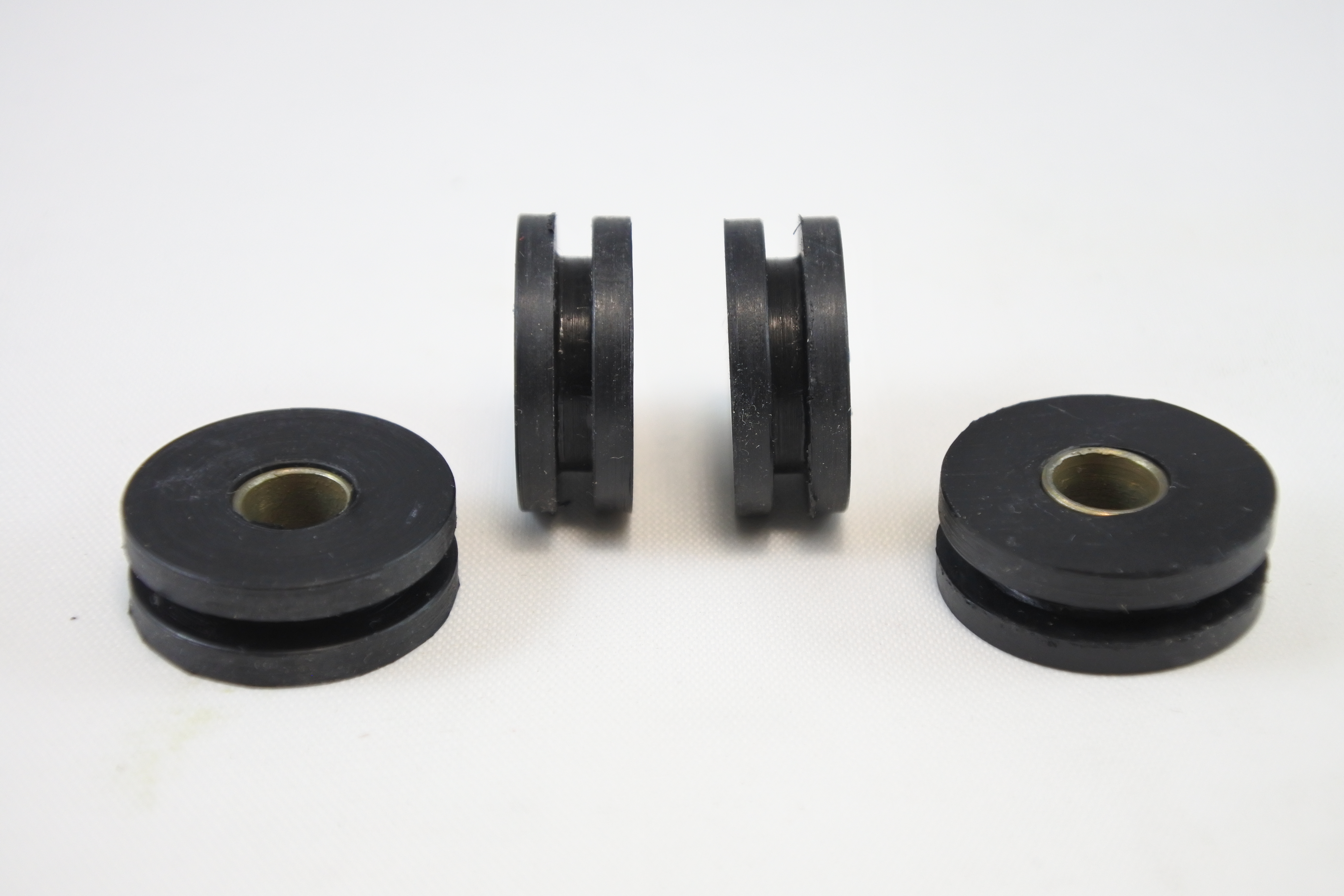 FIBERGLASS MOUNTING KIT 74-78 OSSA PHANTOM SUPER PIONEER SIX DAY ISDT VINTCO OW-FMK-001 thumbnail 3