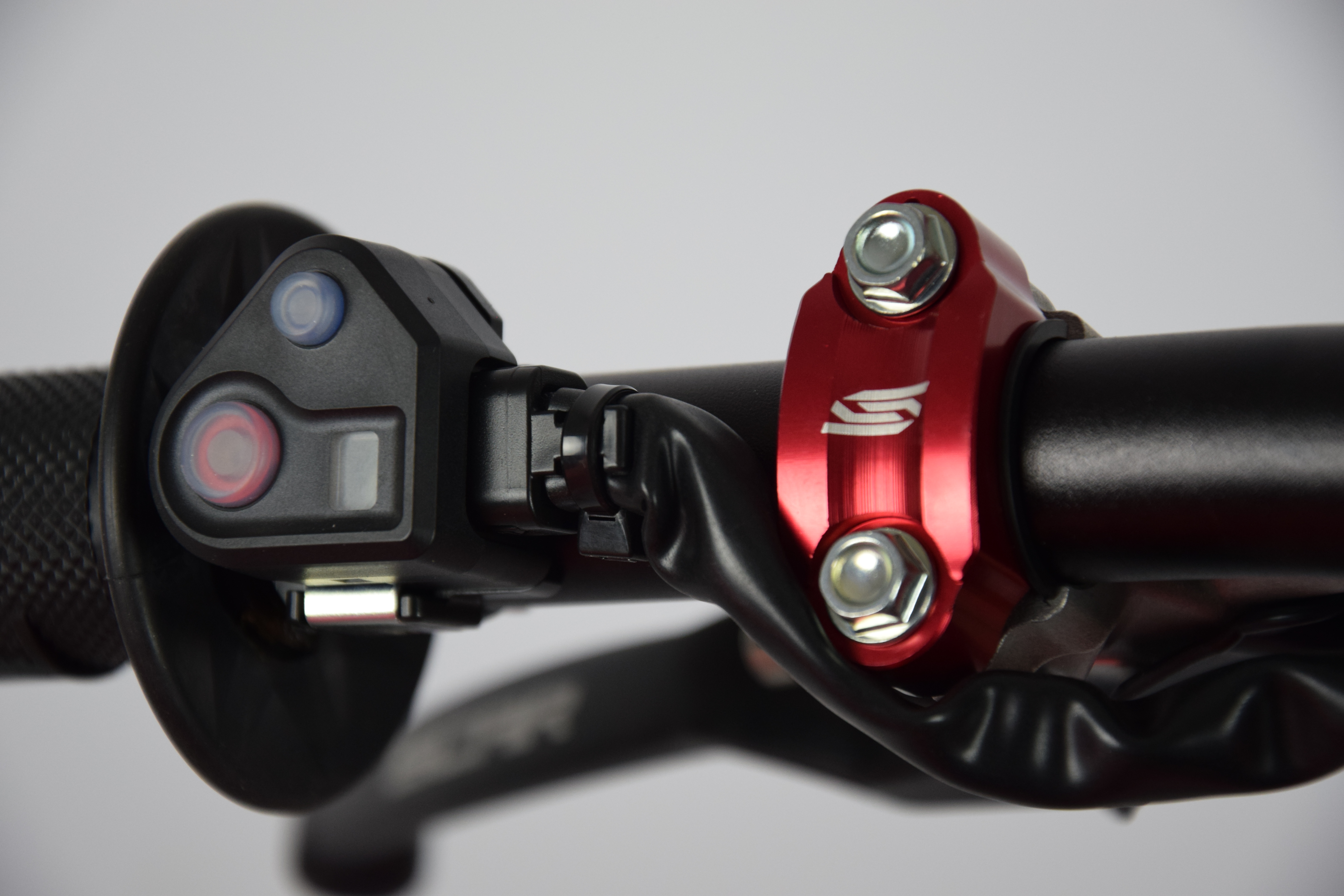 ROTATING HANDLEBAR MOUNTS RED UNIVERSAL SCAR RBC3 thumbnail 4