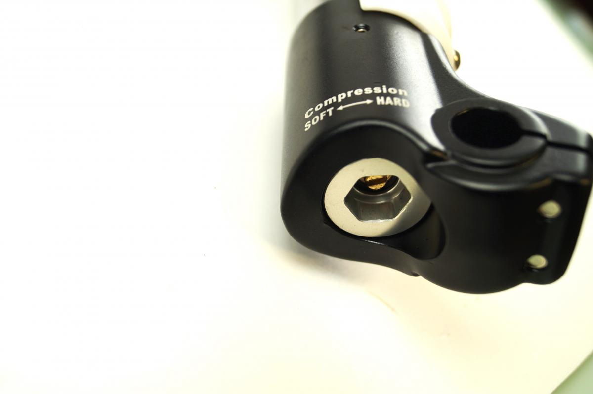 PIT BIKE FORKS DNM 735MM, 45mm/48mm CLAMPS thumbnail 3