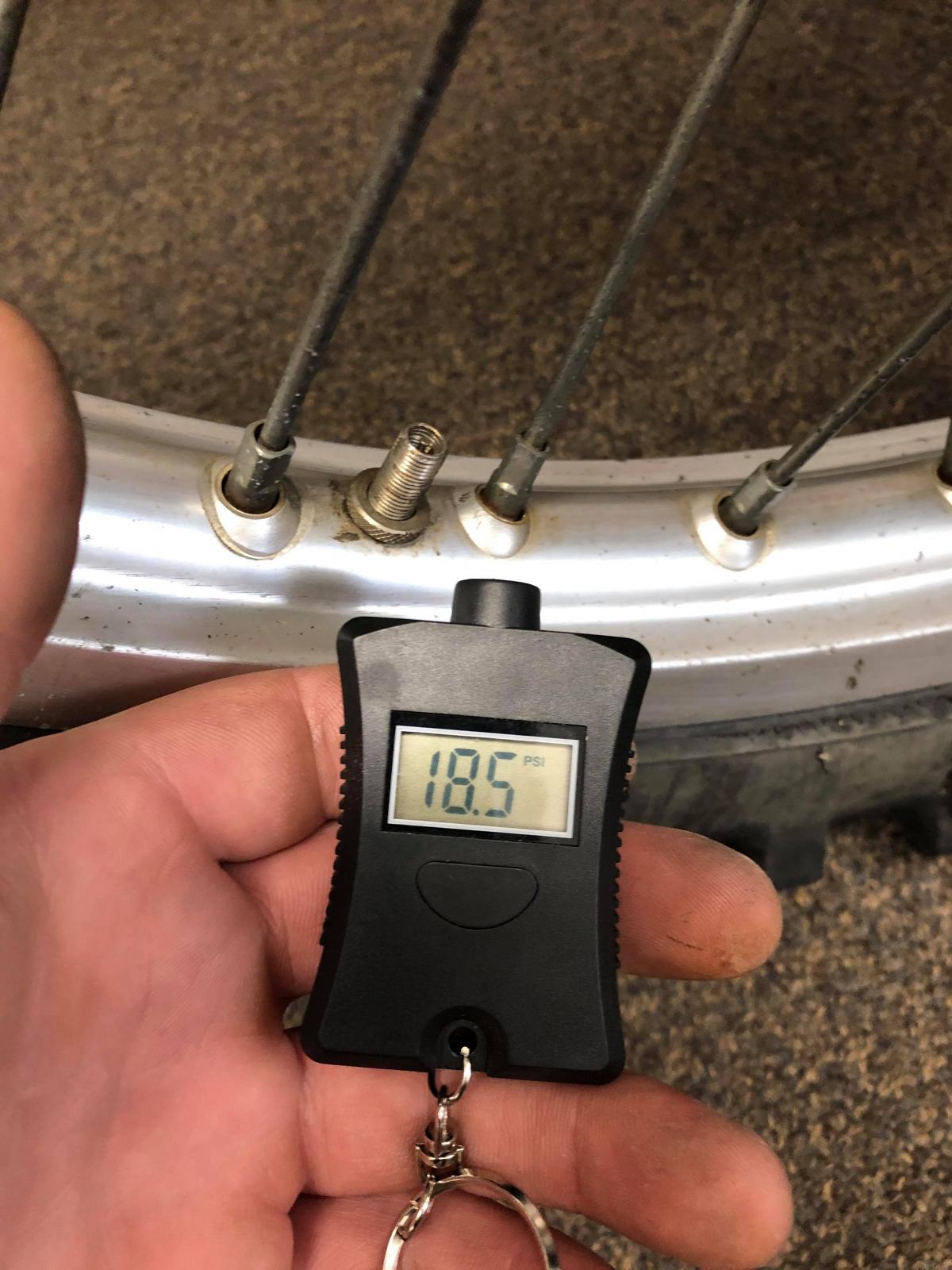 TYRE PRESSURE GAUGE DIGITAL, PSI BAR KPA KG/CM2 thumbnail 4