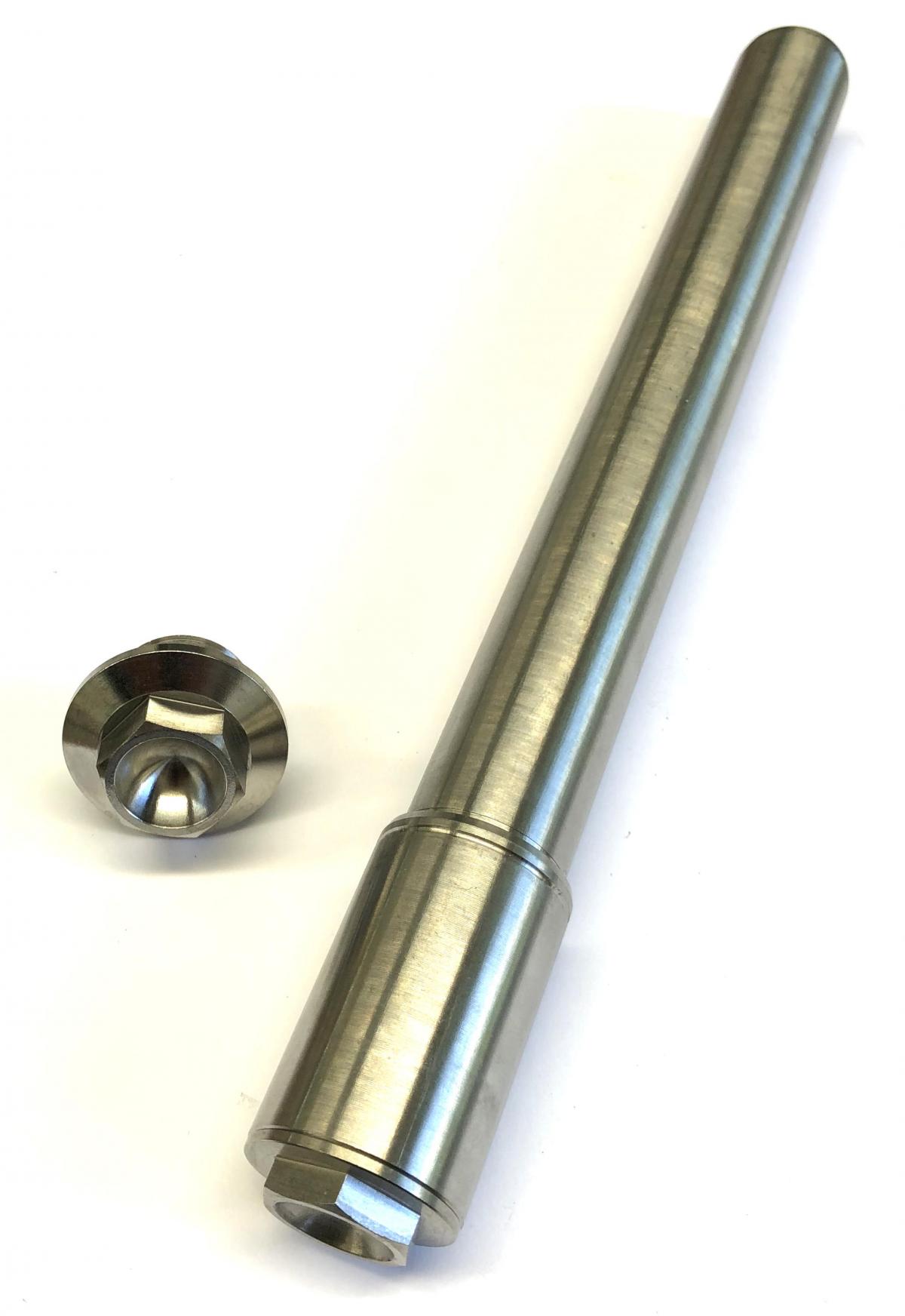 KTM NEW FRONT SPINDLE & NUT M20x1.5, TITANIUM GR5 79109081033 / 70009082000, FIR-BARND / GRADE 5 thumbnail 4