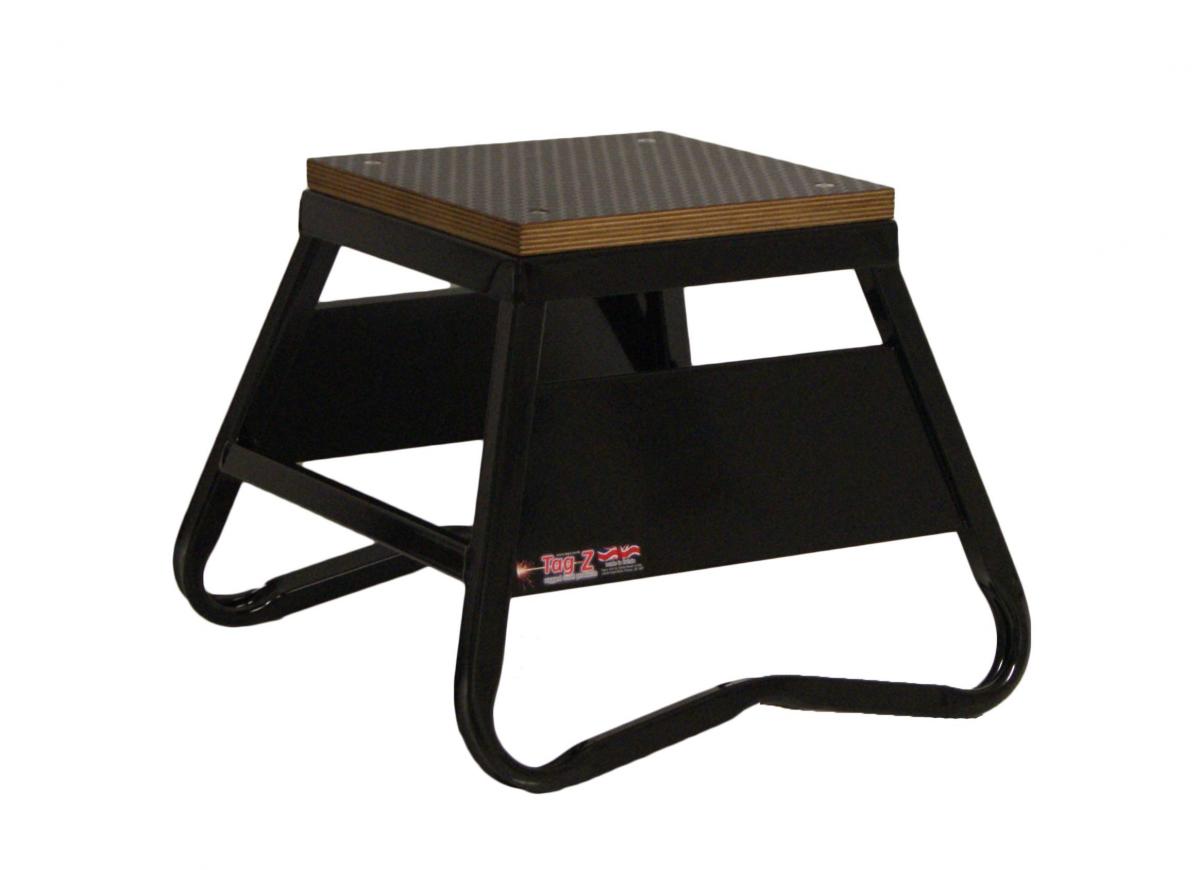 HEAVY DUTY STEEL BOX STAND MX, STILL LIKE NEW WITH LIGHT MARKS, BLACK image 1