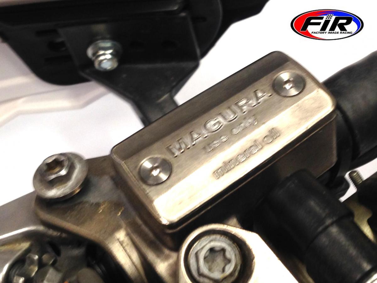 TITANIUM CSK ALLEN M4x20mm, RESERVOIR CAP SCREWS x 2, / COUNTERSUNK thumbnail 3