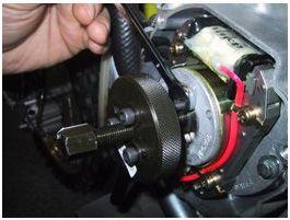 FLYWHEEL PULLER RM80 RM85 thumbnail 3