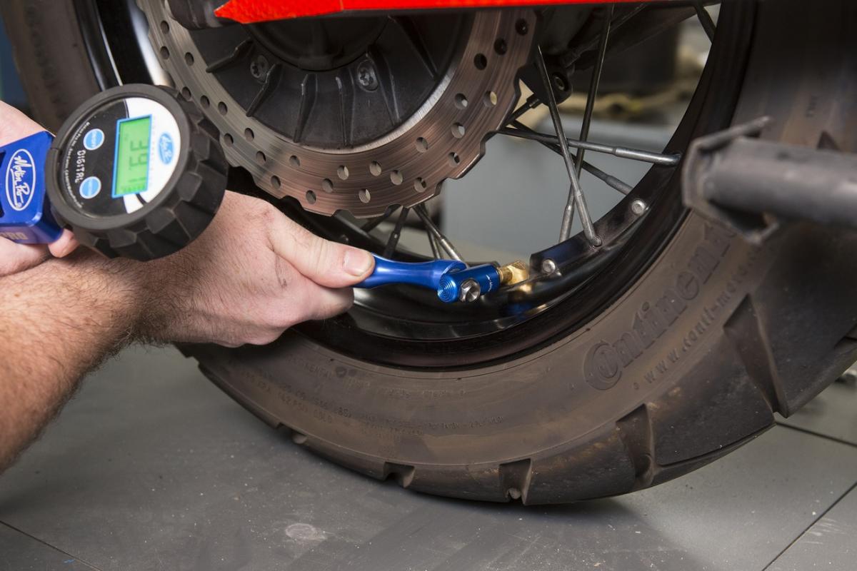 PRO FILL AIR CHUCK TYRE MOTION PRO 08-0602 thumbnail 3