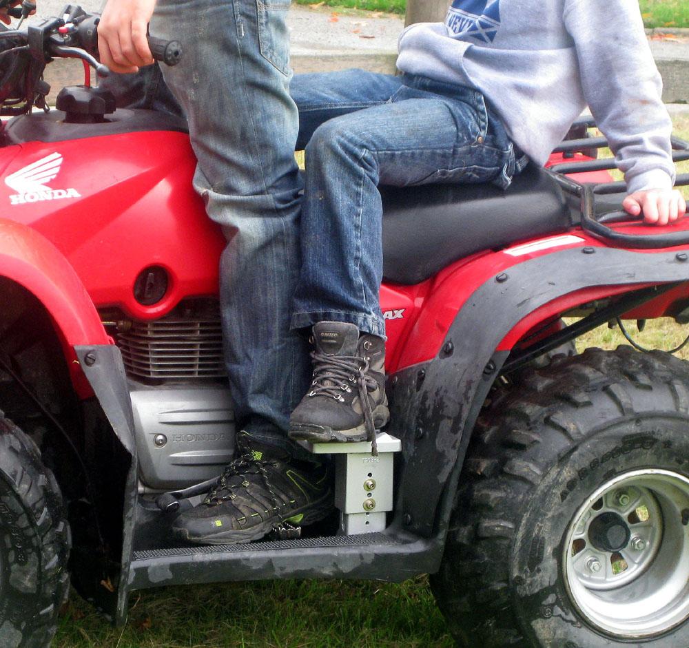 ADJUSTABLE ATV FOOT REST PEG SET FOR REAR PASSENGER - AT-04350 thumbnail 2