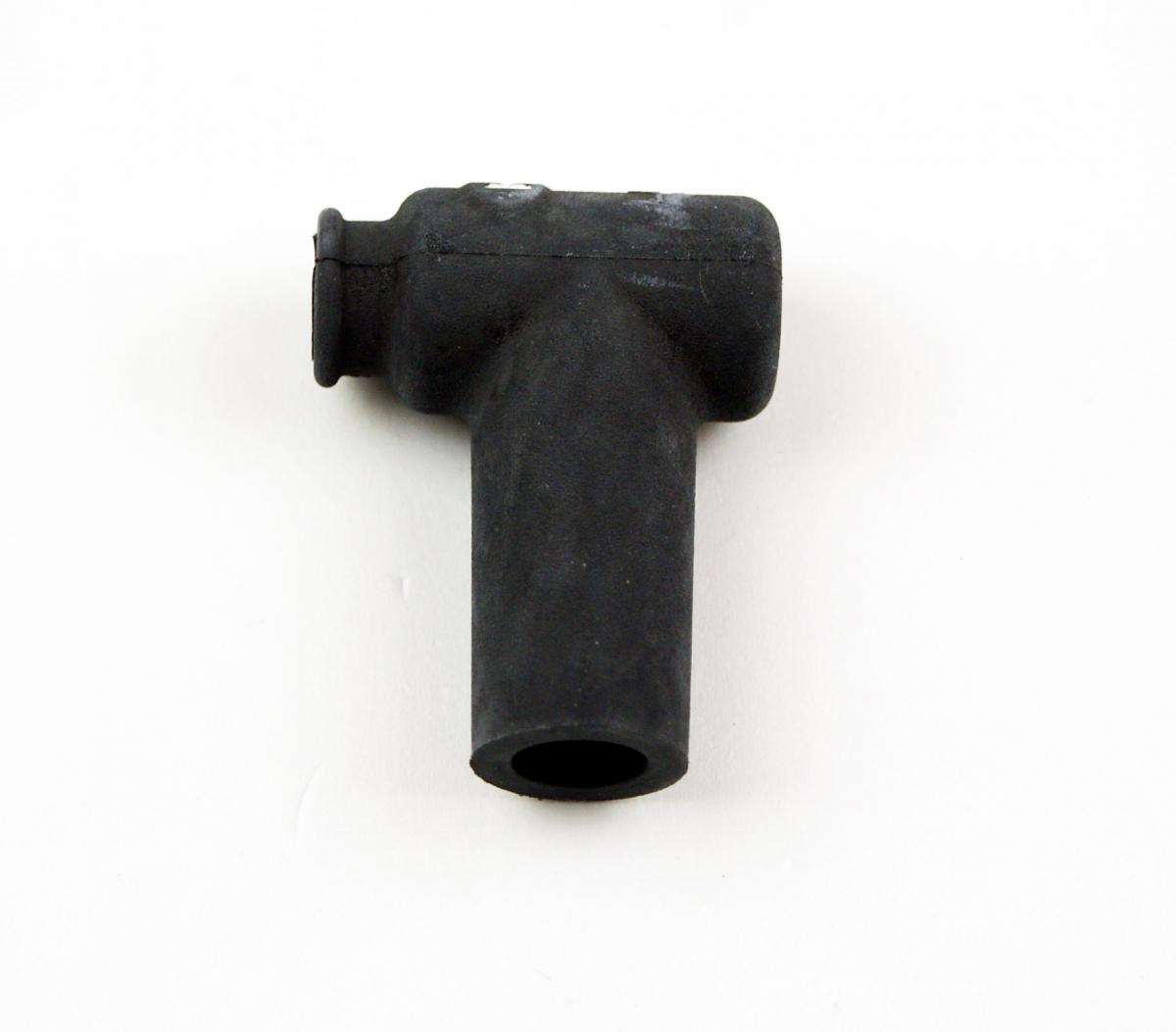 PLUG CAP RUBBER LB05EMH 8338 image 1