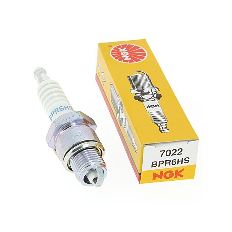 NGK SPARK PLUG BPR6HS 7022 NG7022 image 1