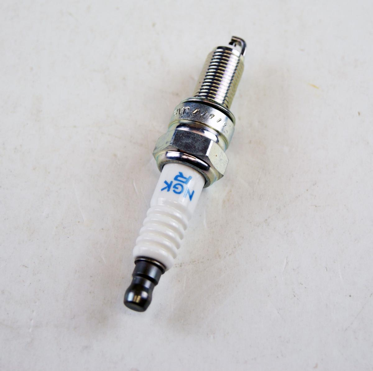 NGK SPARK PLUG CPR8E 7411 thumbnail 2