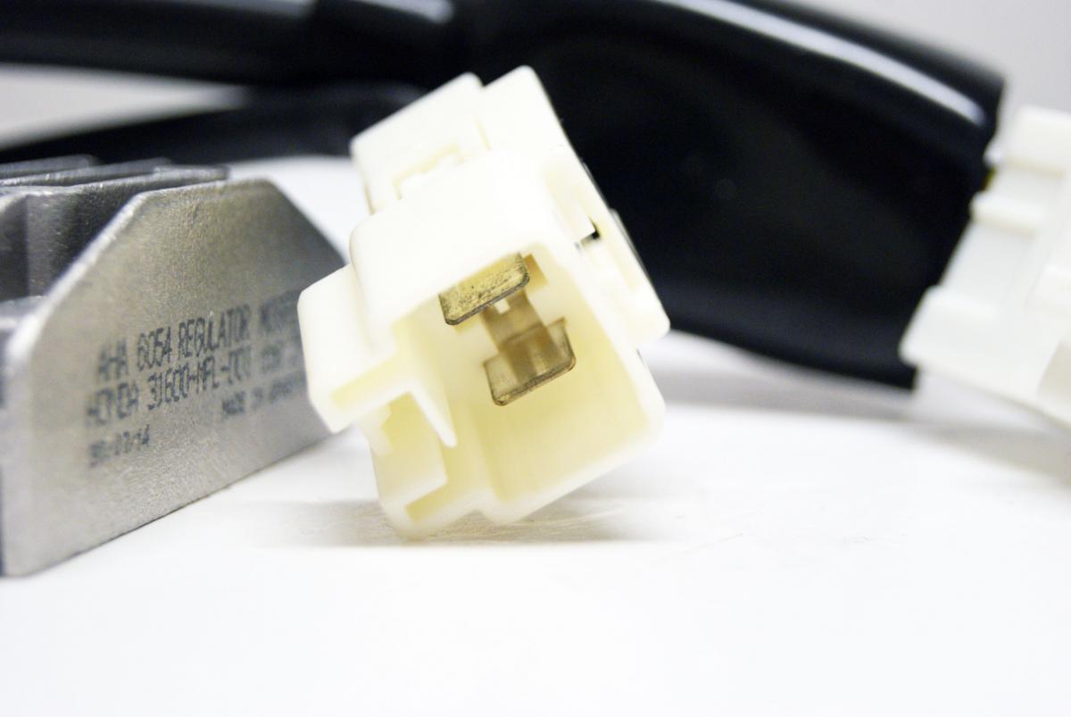 REGULATOR VOLTAGE CBR1000RA, 31600-MFL-D01 AHA6054 ROAD, CBR 1000 RR 2009-2014 C-ABS thumbnail 5