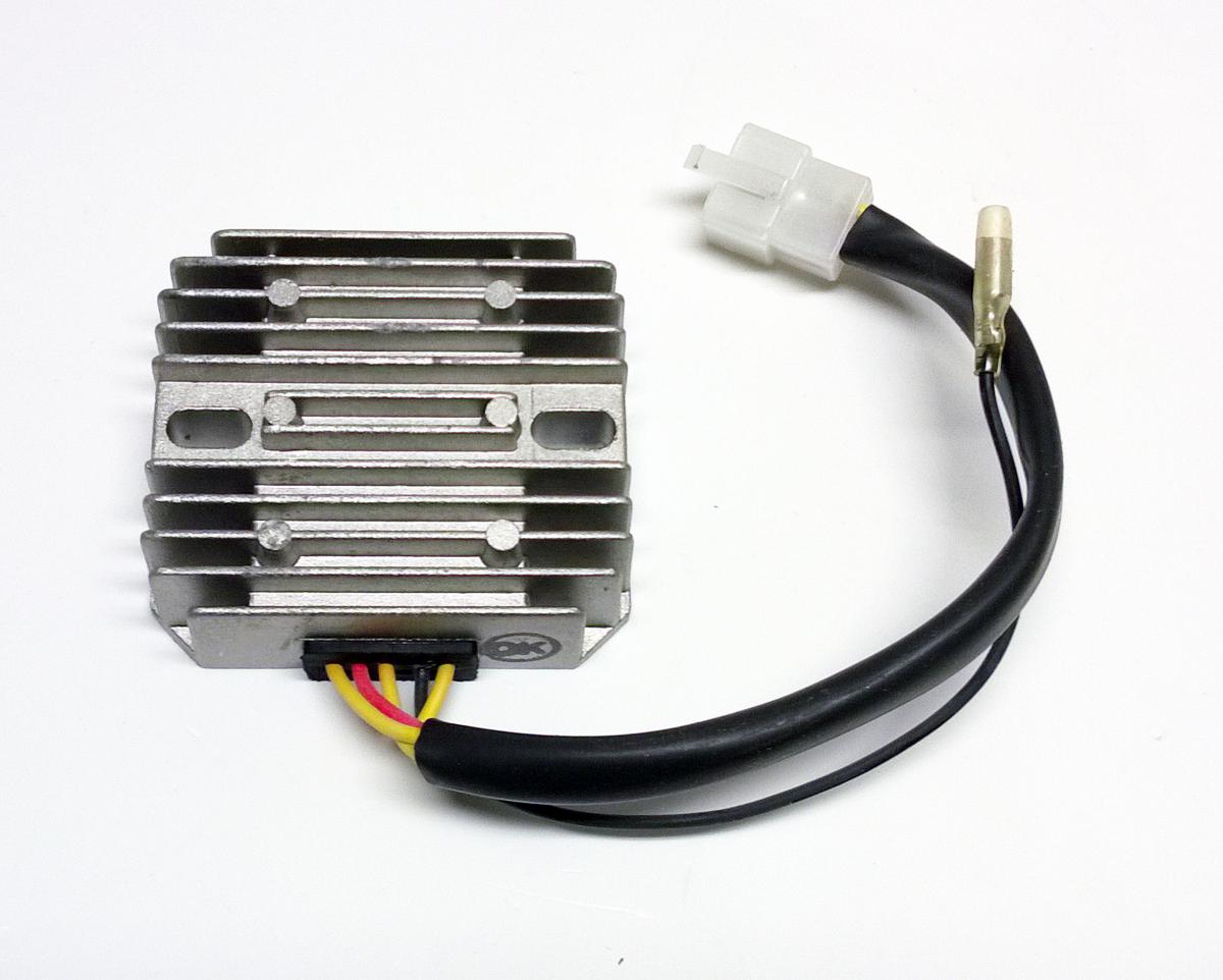 REGULATOR VOLTAGE 12V/25A 80mmX70mmX28mm 80-88 SUZUKI 230 250 300 550 650 750 1100 LS-F LS GS LT AUS6000 ESP2336 717920 44-3600 thumbnail 2
