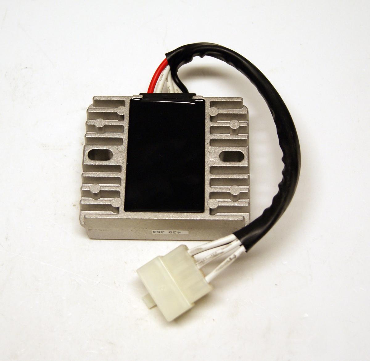 REGULATOR Yamaha XVZ1300, AYA6037, 3VD-81960-00-00, ROAD, 3LS-81960-01-00 (44-3978 thumbnail 2