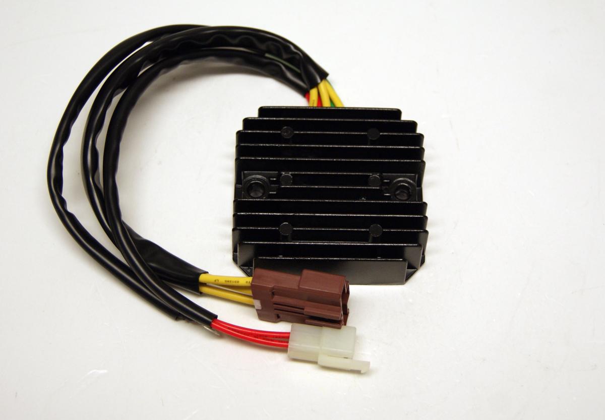 REGULATOR 12v 60011034000 KTM, ARROWHEAD 230-58154 AKM6001 thumbnail 3