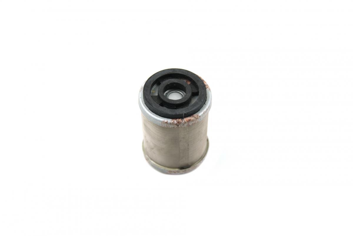 15p OIL FILTER 1UY-13440-02-00, SURFACE CORROSION MF8142