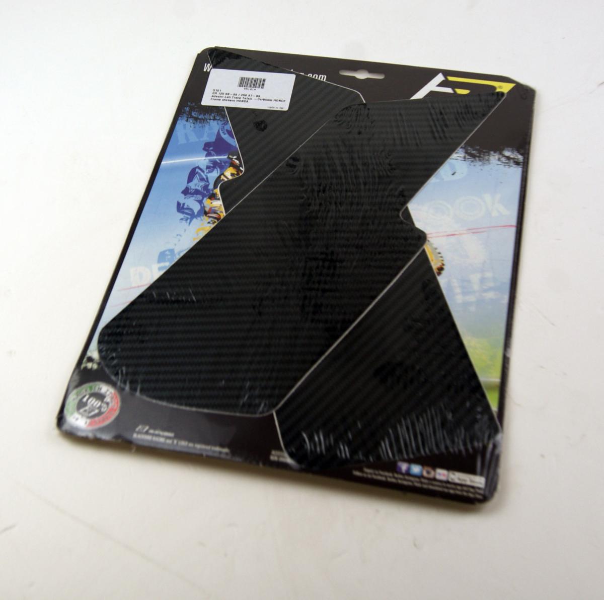 FRAME COVER CR250, CR125, BLACKBIRD 5101 CARBON LOOK, BB5101 thumbnail 2