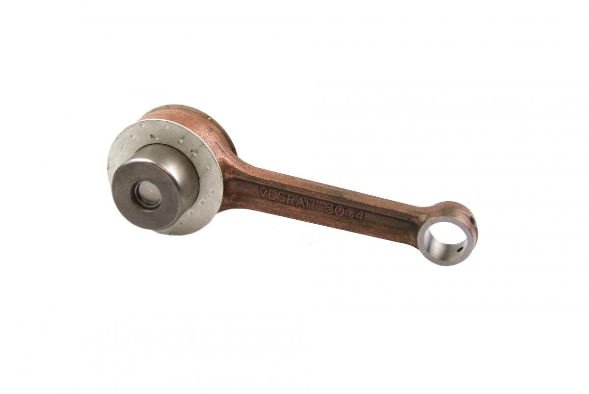 CONNECTING ROD LT230, VESRAH VA-3004 QUADSPORT, Made in Japan. image 1