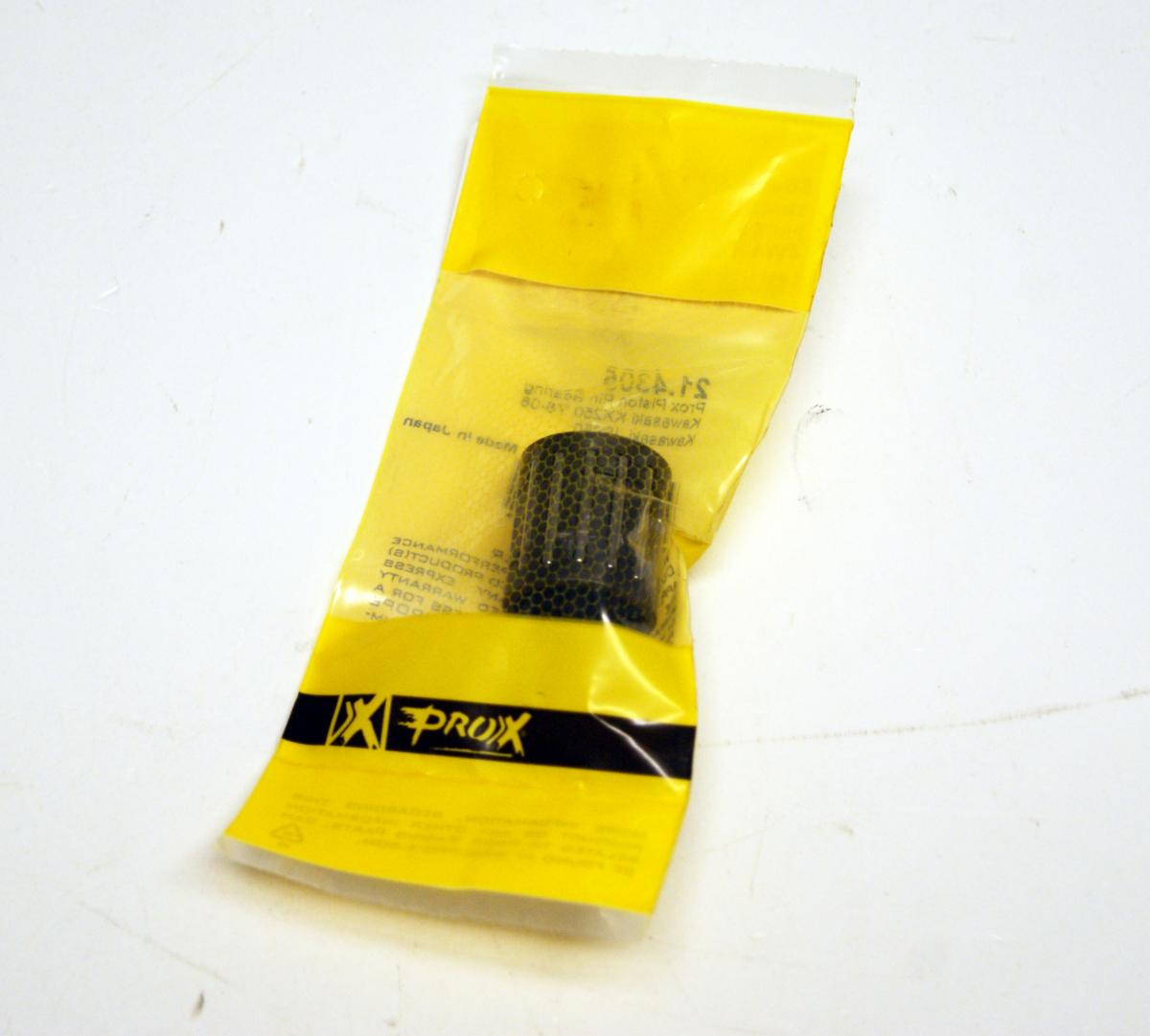 SMALL END 18x22x24 BEARING, PROX 21.4305 MADE IN JAPAN thumbnail 2