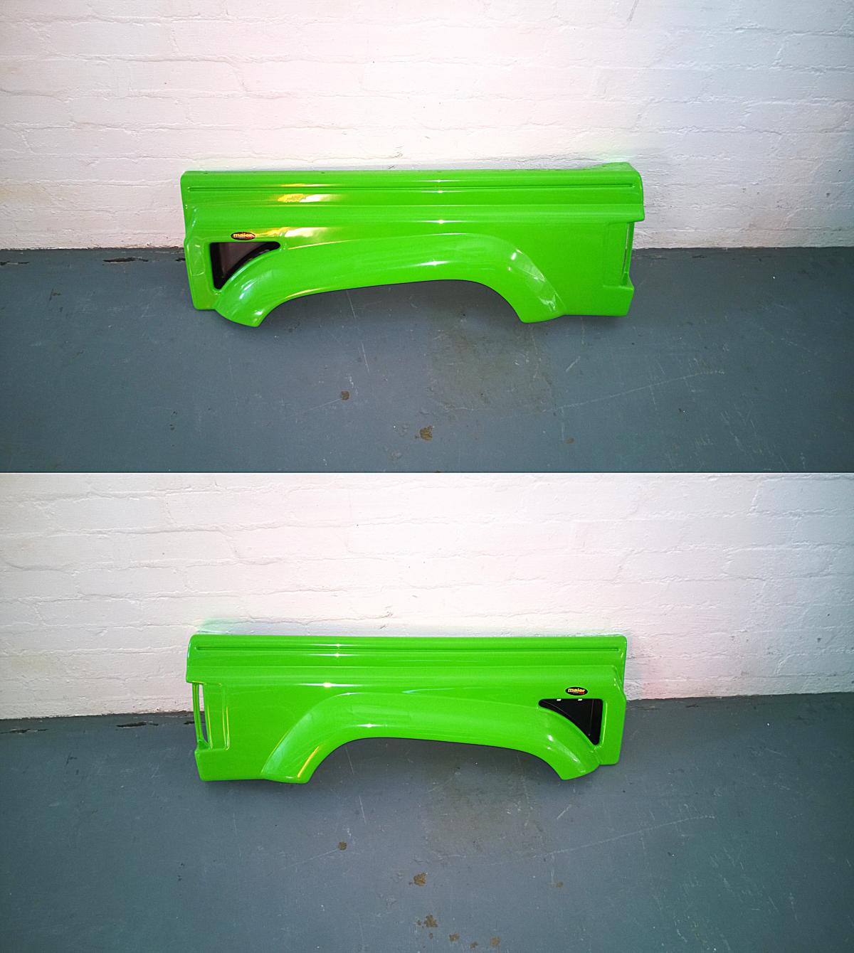 04-07 RHINO R/FENDER KX GREEN image 1