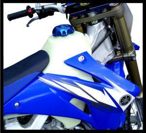 06-09 YZF25/450 2.6g NATURAL, CLARKE FUEL TANK 11469 image 1