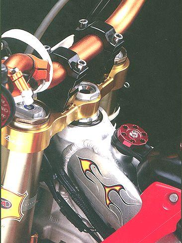 TANK FIXED SPACER RED thumbnail 3