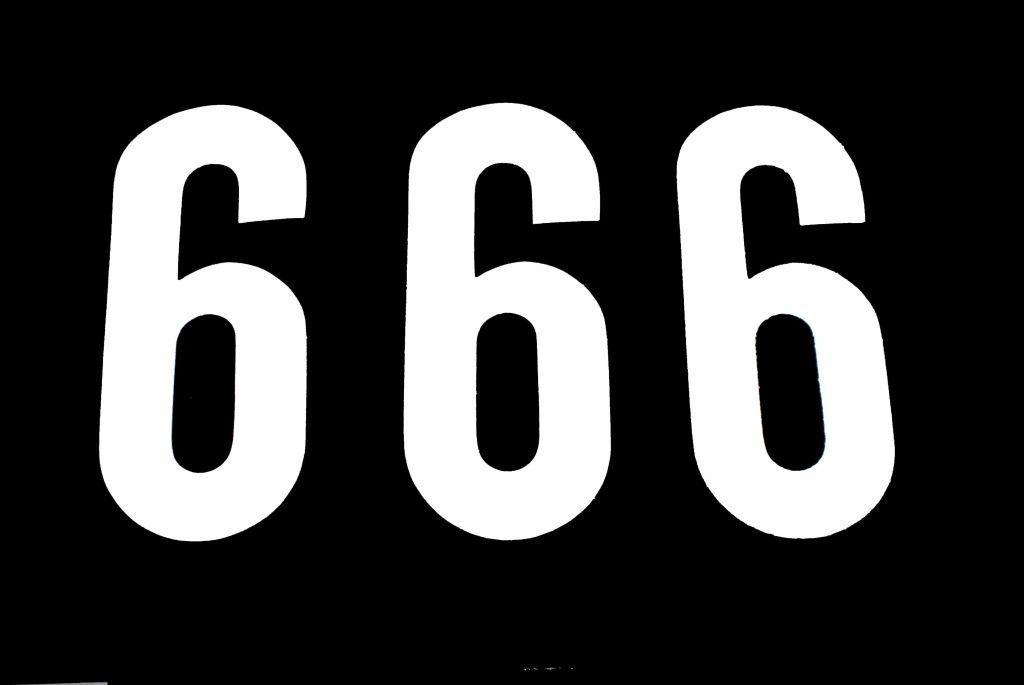 6 THICK WHITE 8 [x3] image 1