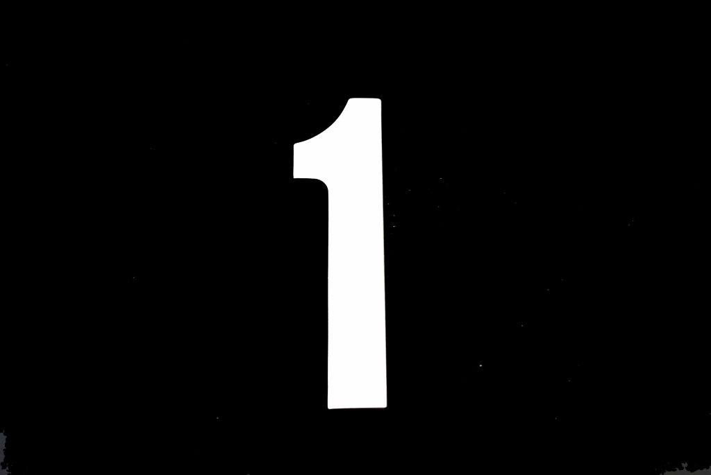 1 WHITE 8No.20cm. EACH image 1