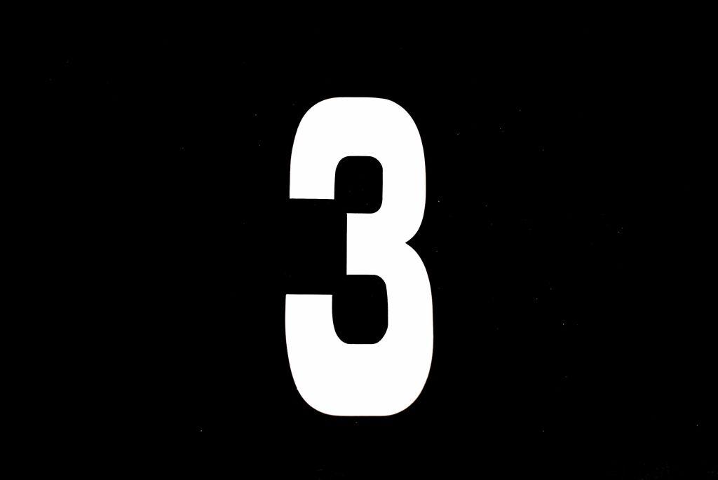 3 WHITE 8No.20cm. EACH image 1
