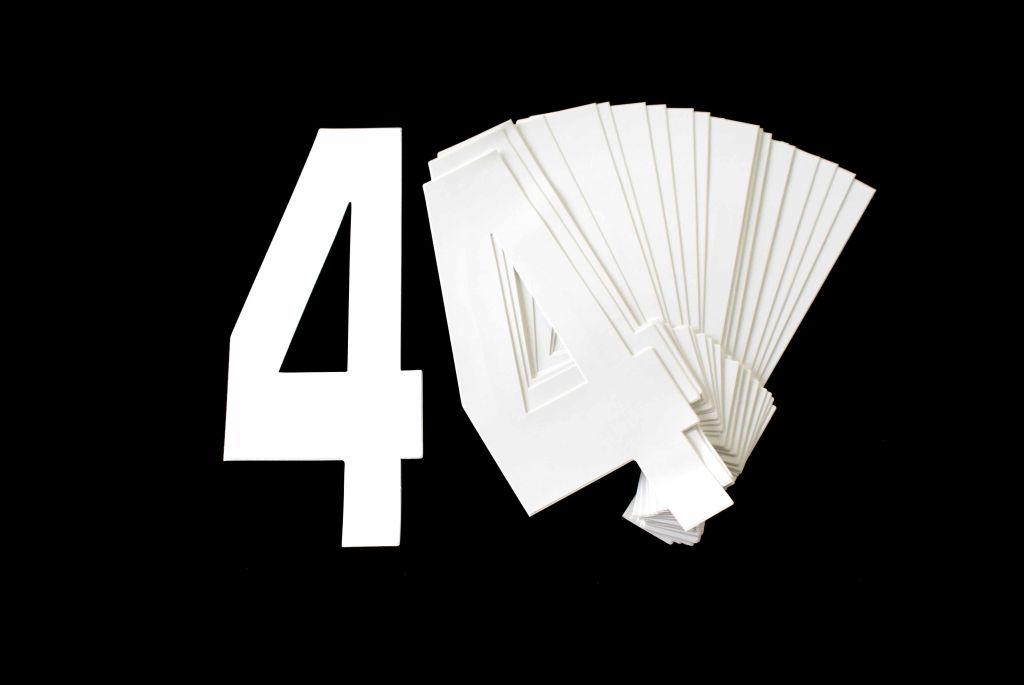 4 WHITE 8No.20cm. PACK image 1