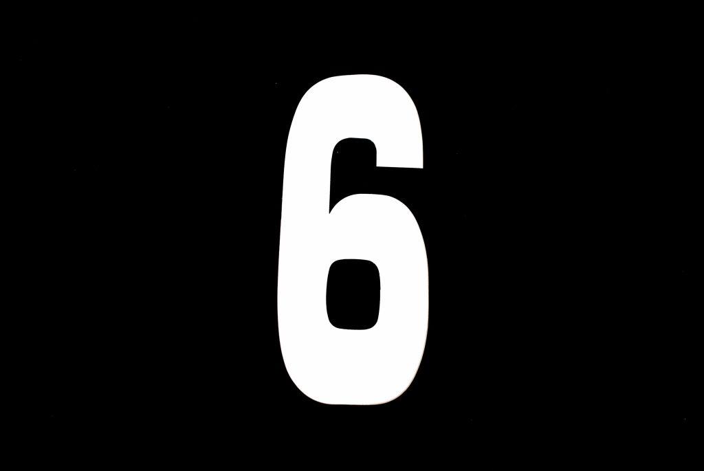 6/9 WHITE 8No.20cm. EACH image 1