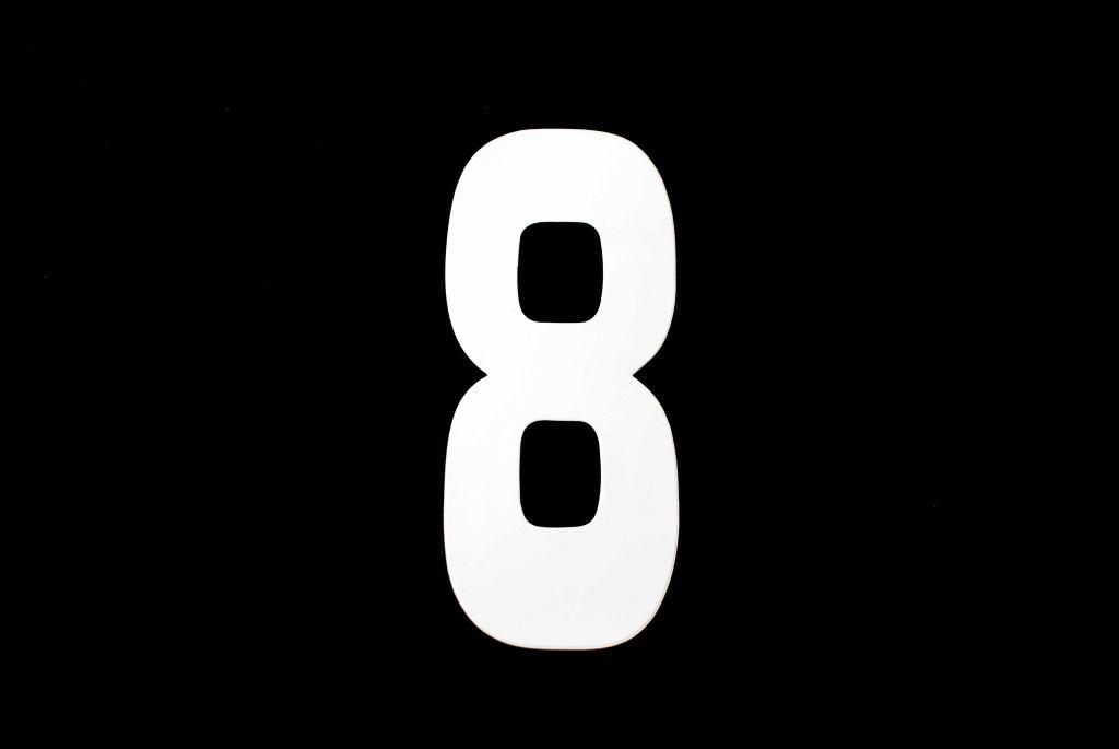 8 WHITE 8No.20cm. EACH image 1