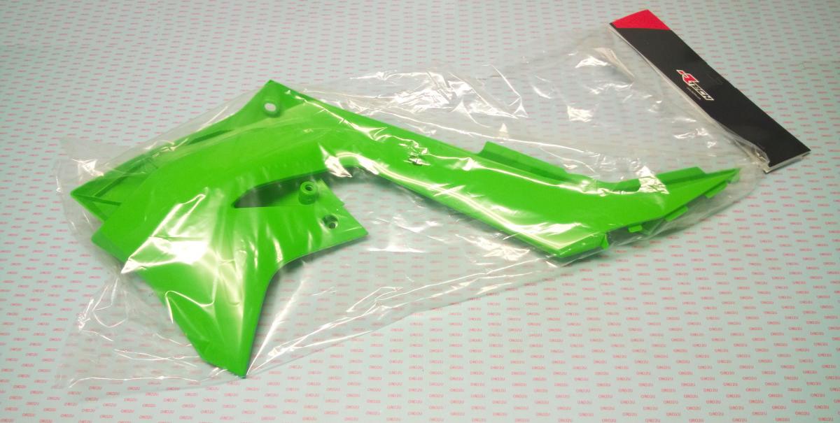 RADIATOR SCOOPS 2019-23 KX450F NEON GREEN, RTECH R-CVKXFVF0019 thumbnail 3