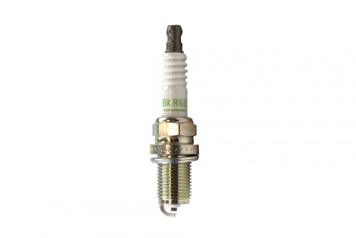 NGK SPARK PLUG BKR6E 6962 thumbnail 2