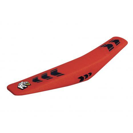 13-19 BETA 2/4ST TRACTION RED, SEAT COVER BLACKBIRD 1B06J/01 image 1